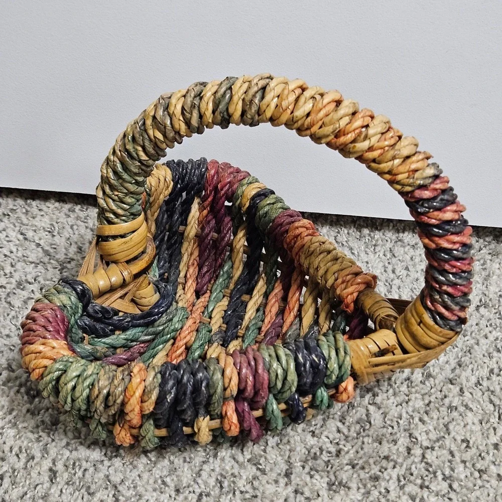 Vintage Buttocks Heart Shaped Woven Basket Multi-Color Twisted Rope Cottagecore